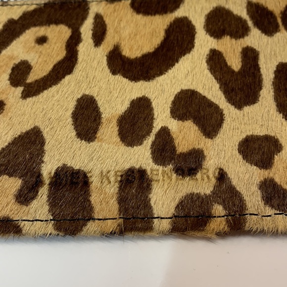 NWT Aimee Kestenberg Leather Wallet with strap - Picture 5 of 10